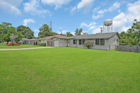 New/Coastal Retreat Sleeps 8